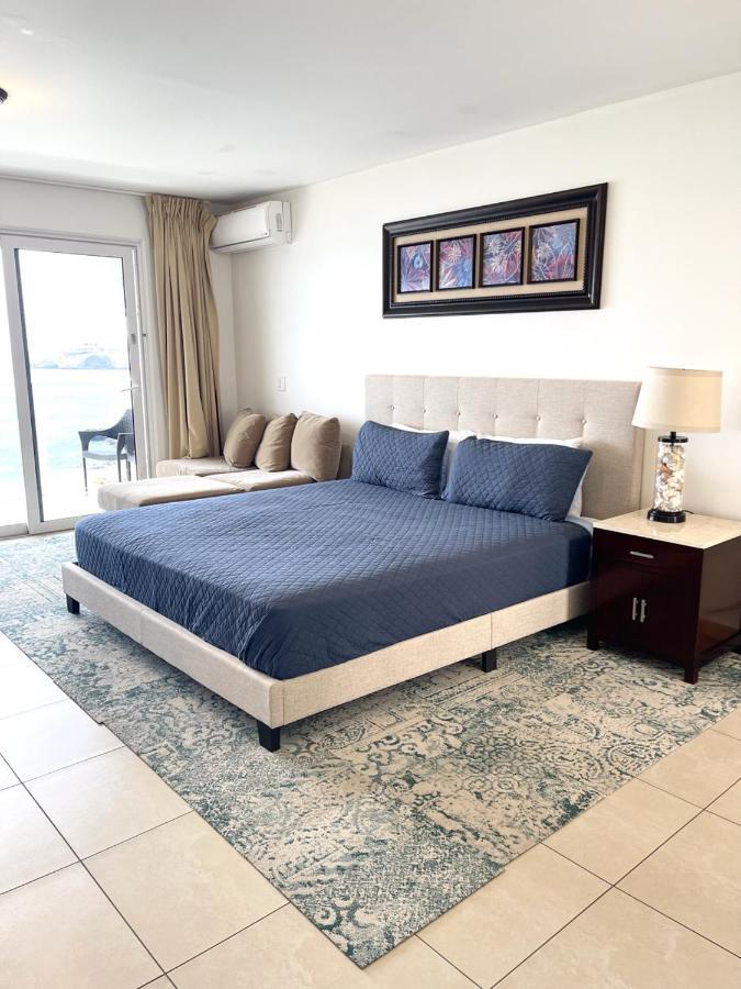 Maho Beach House - Grand Studio - Oceanview Suite Exterior photo